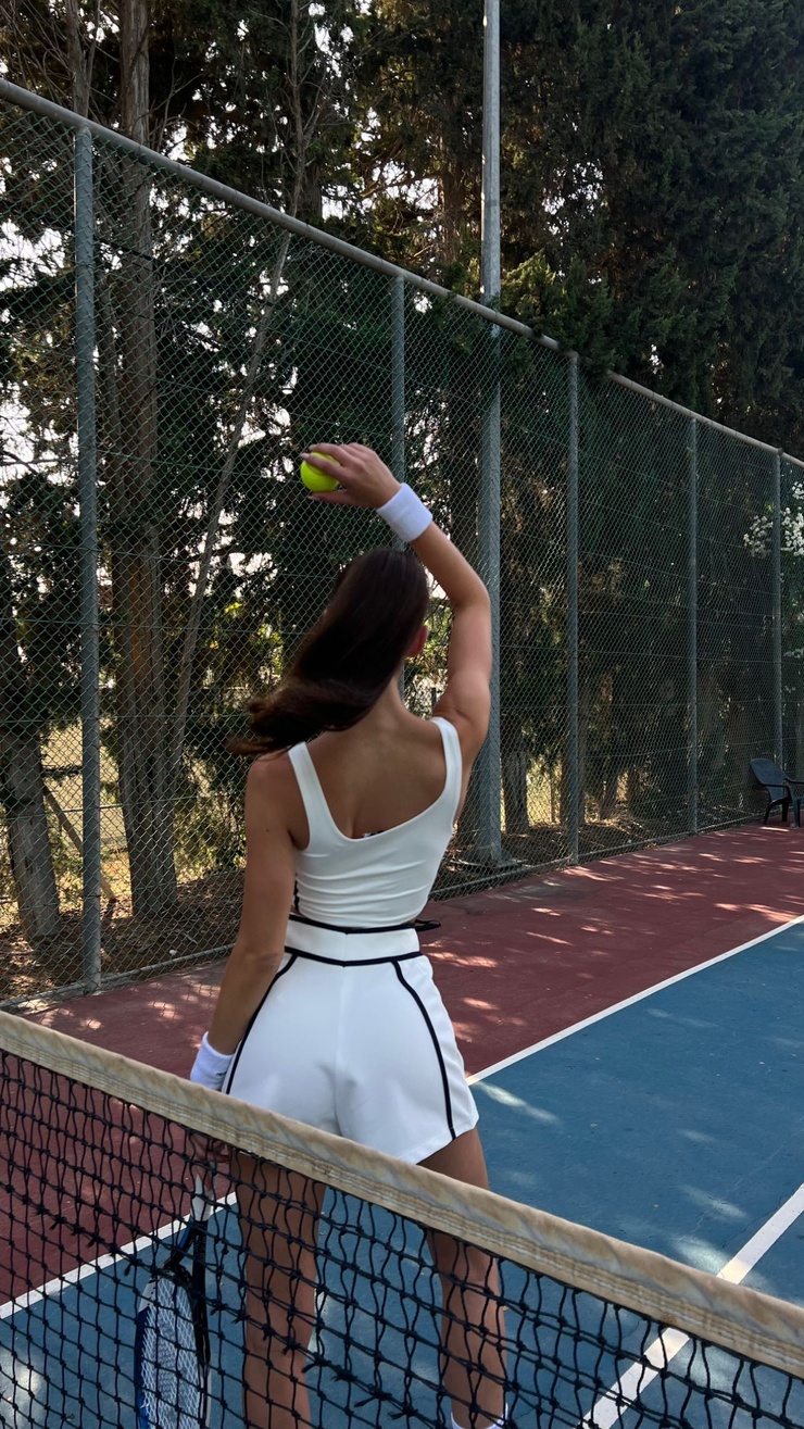 Yael Shelbia Yael Shelbia