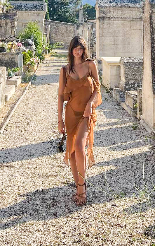 Emily Ratajkowski