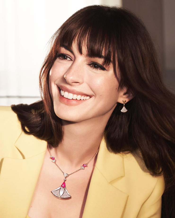 Anne Hathaway