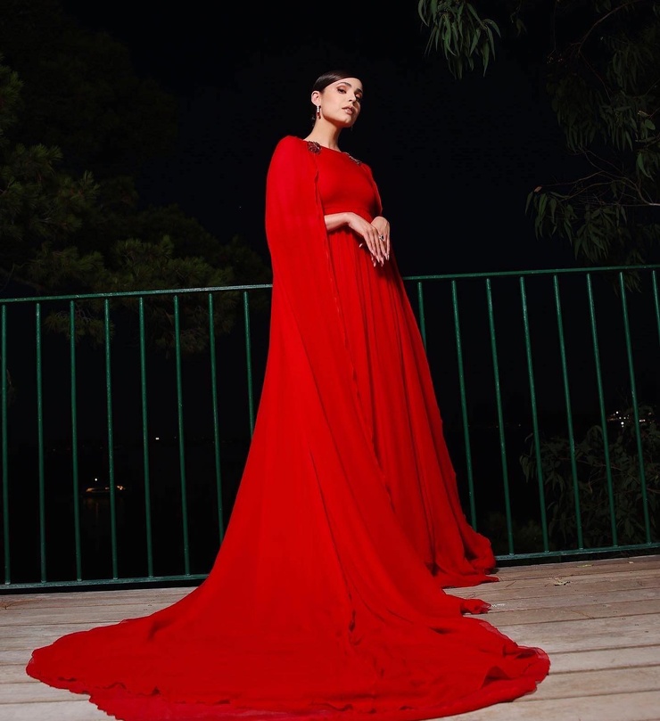 Sofia Carson