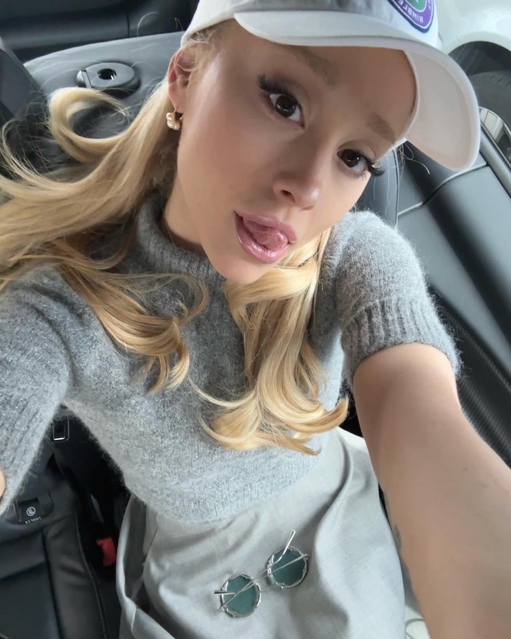 Ariana Grande Ariana Grande