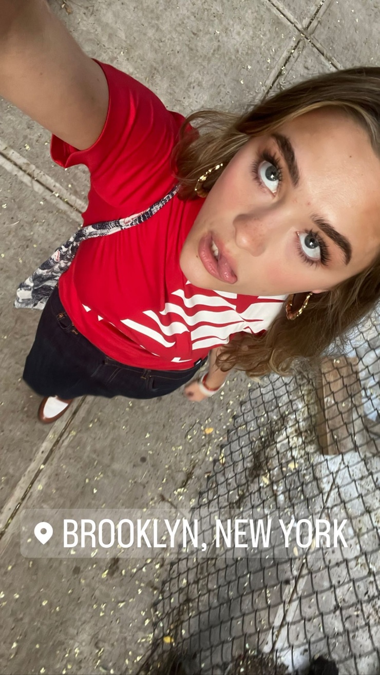 Lizzy Greene
