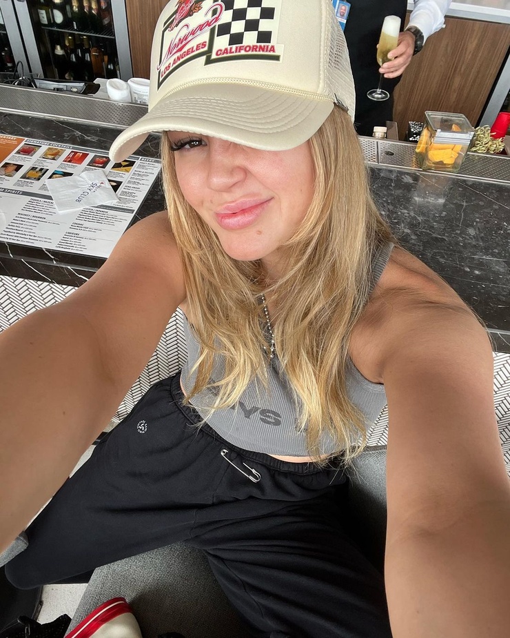 Taylor LaVie