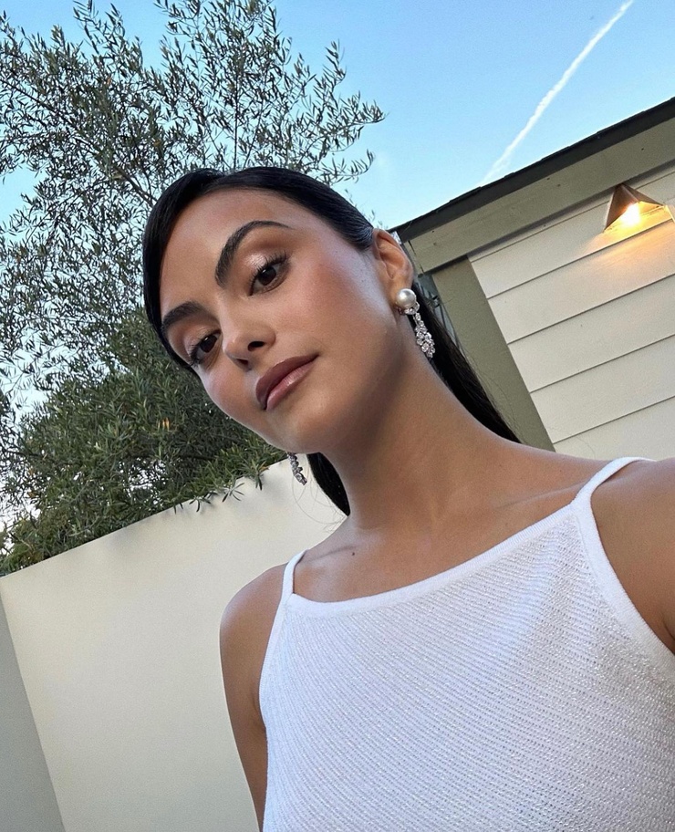 Camila Mendes