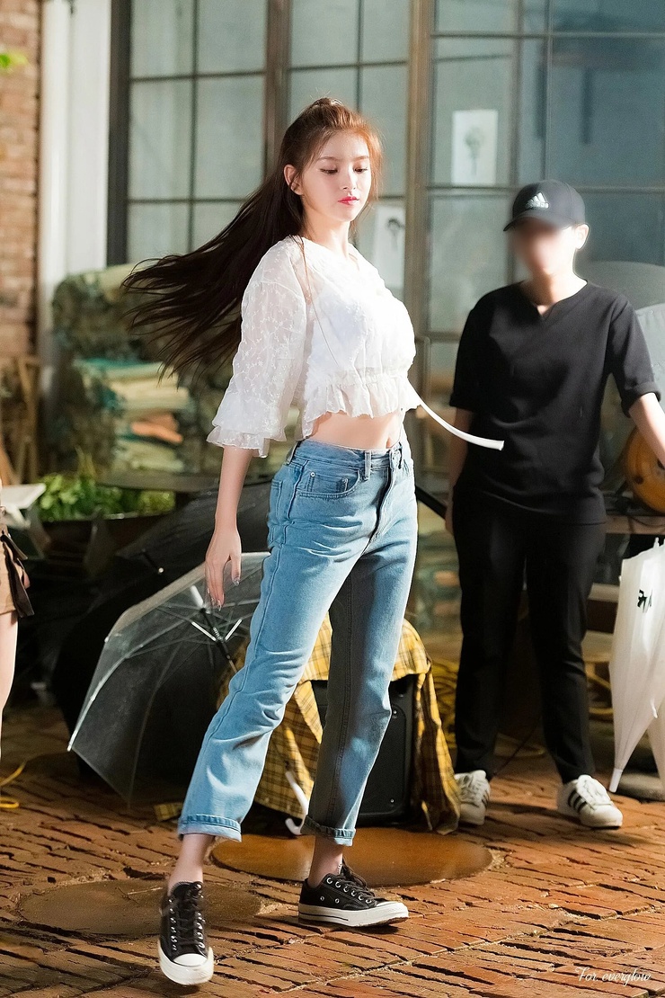 Yiren Wang