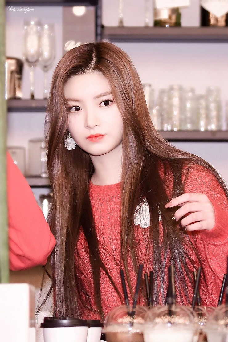 Yiren Wang