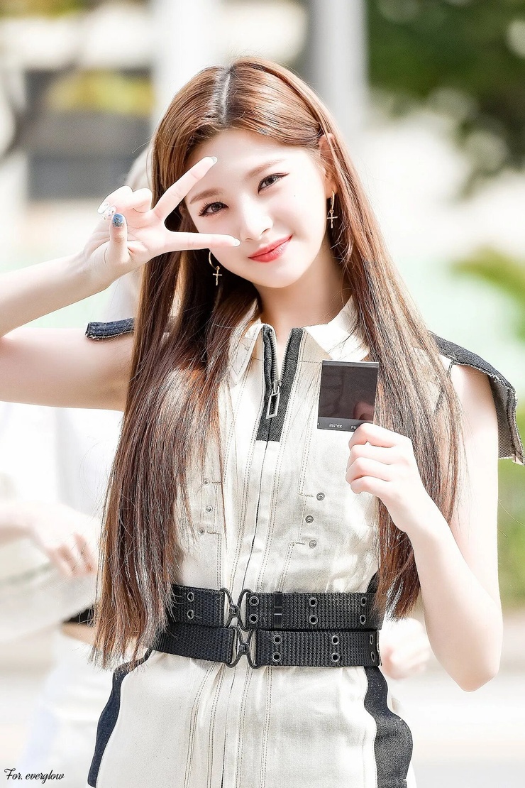 Yiren Wang