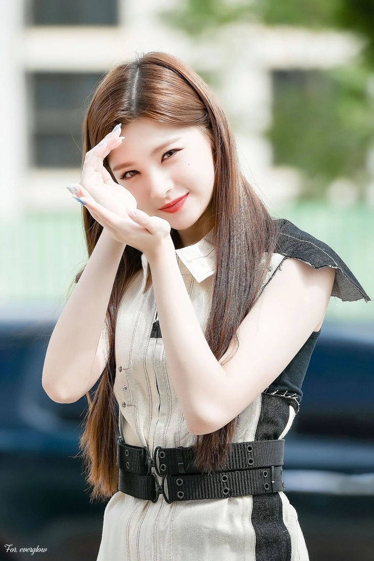 Yiren Wang