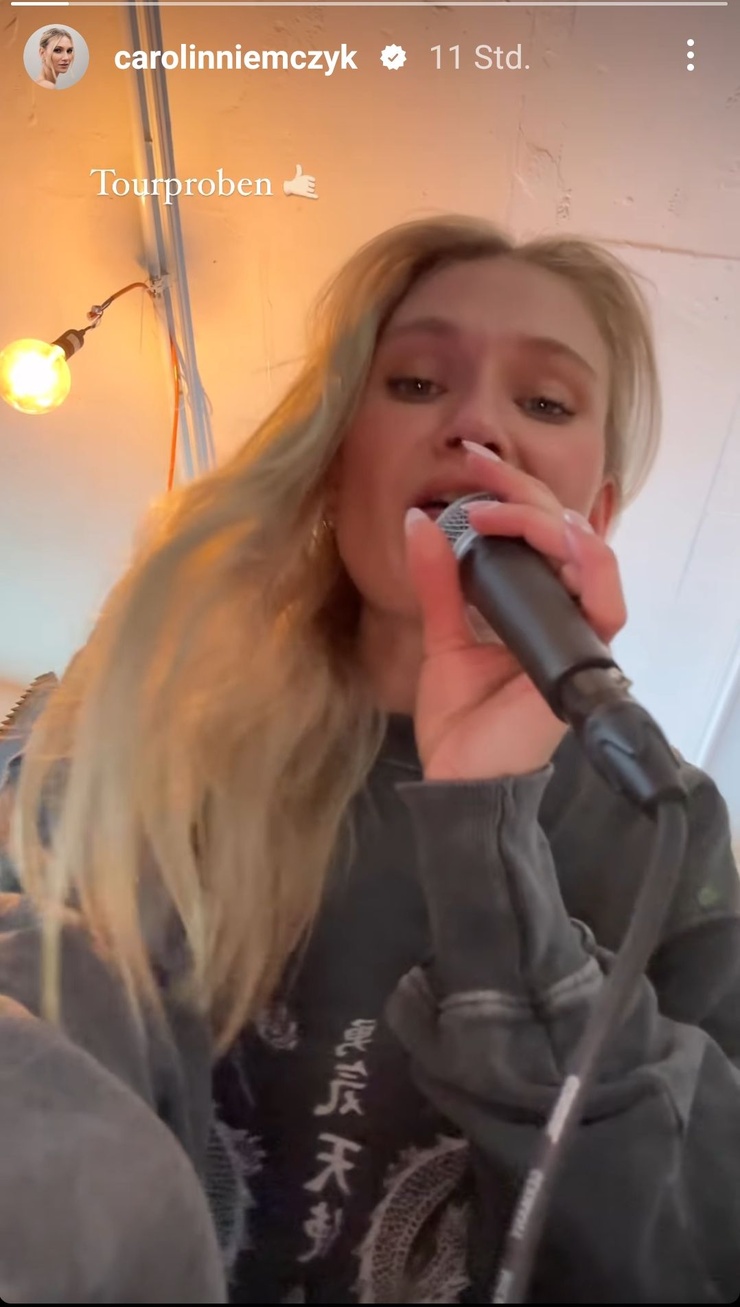 Carolin Niemczyk Carolin Niemczyk