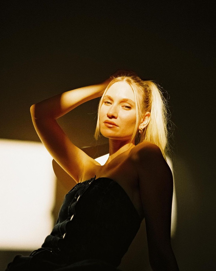 Carolin Niemczyk Carolin Niemczyk