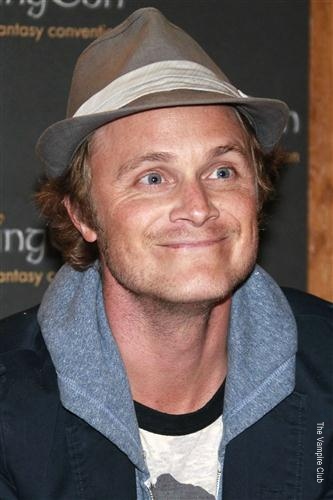 David Anders