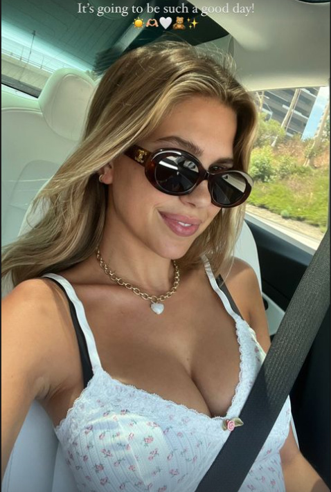 Kara Del Toro Kara Del Toro
