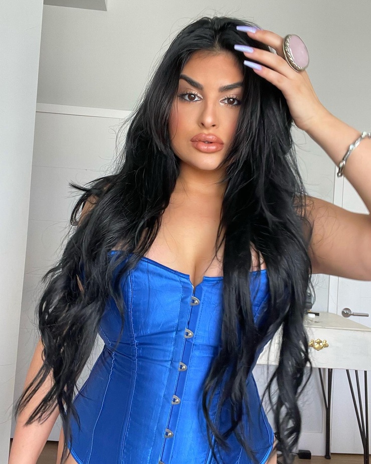 Adriana Sahar