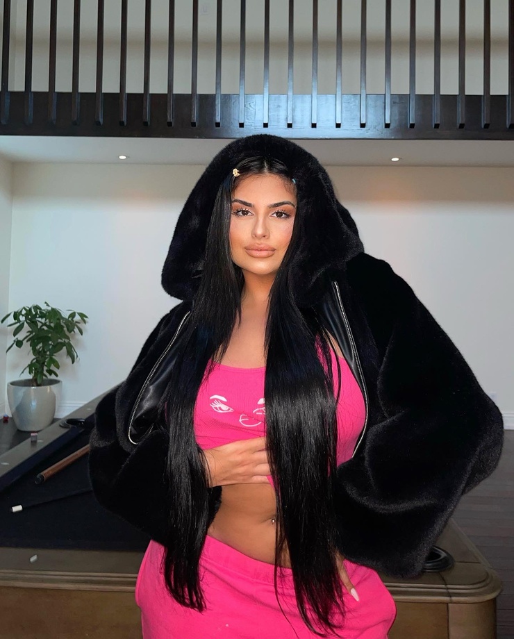 Adriana Sahar