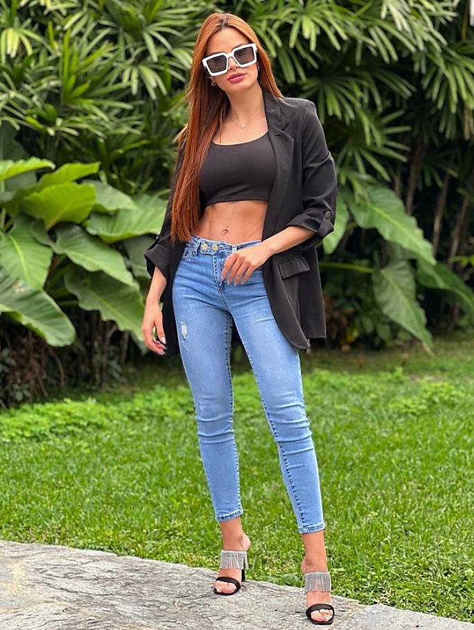 Mandi Meza