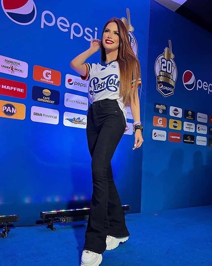 Mandi Meza