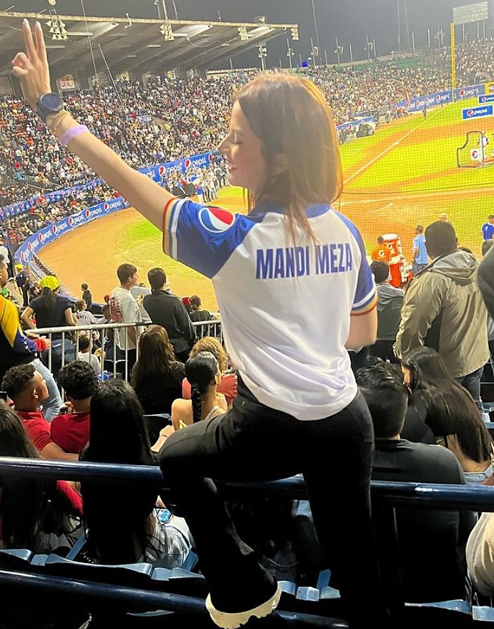 Mandi Meza