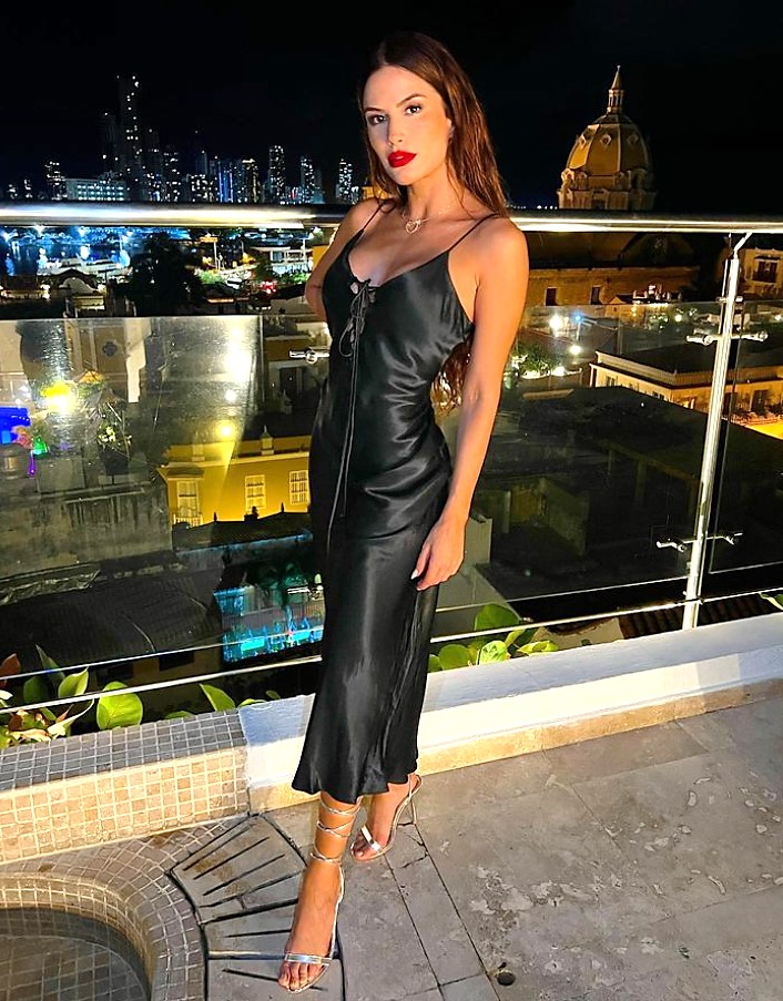 Mandi Meza