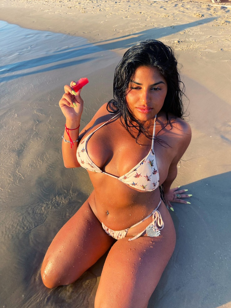 Adriana Sahar