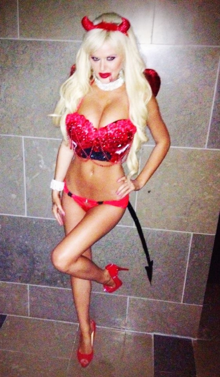 Kina Tavarozi