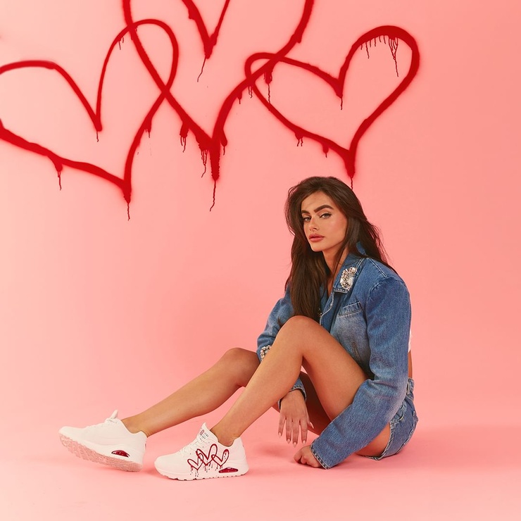 Yael Shelbia Yael Shelbia