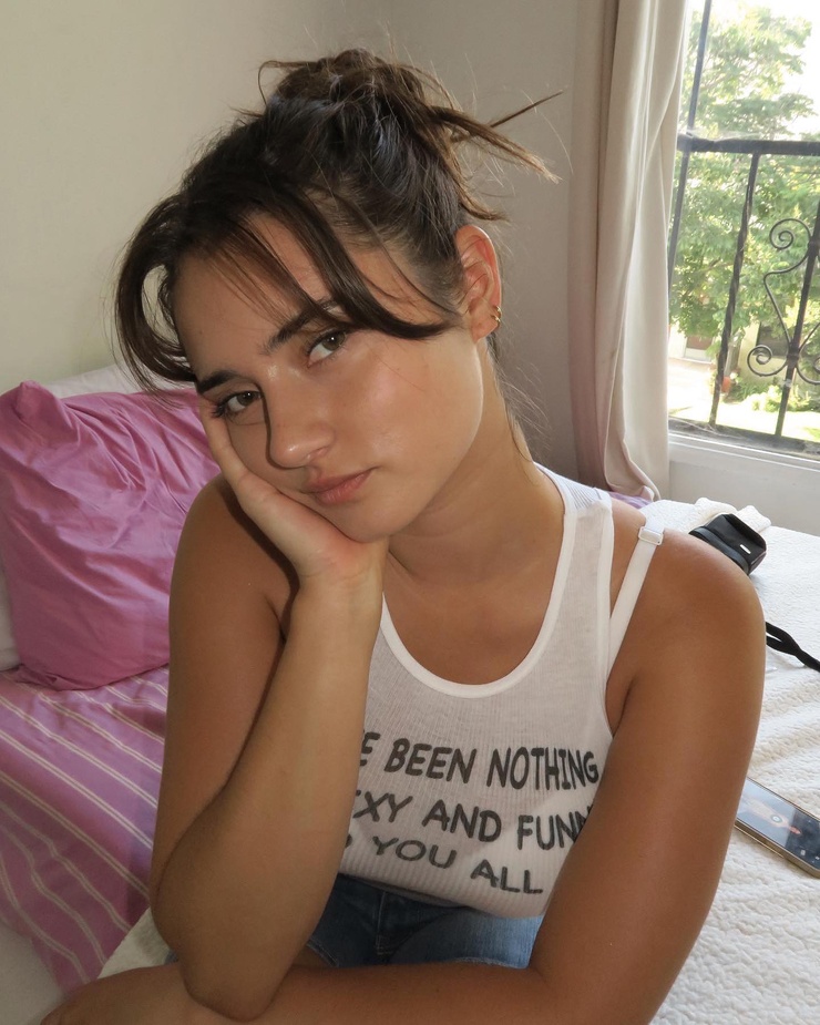Sarah Curr Sarah Curr