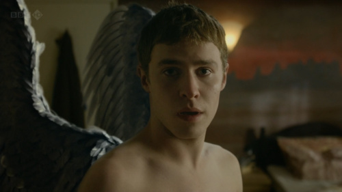 Iain De Caestecker