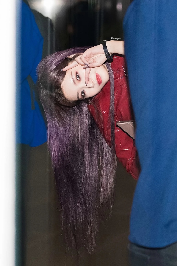 Yiren Wang