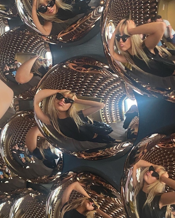Sabrina Carpenter Sabrina Carpenter