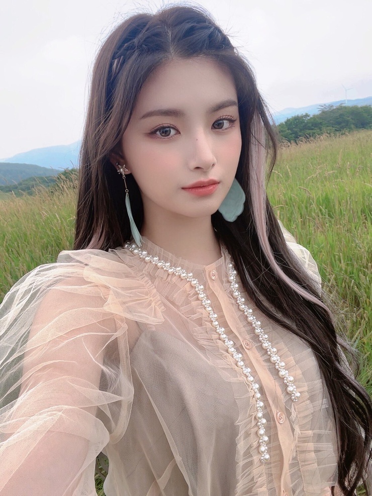 Yiren Wang