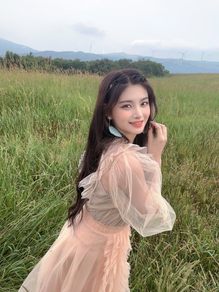 Yiren Wang