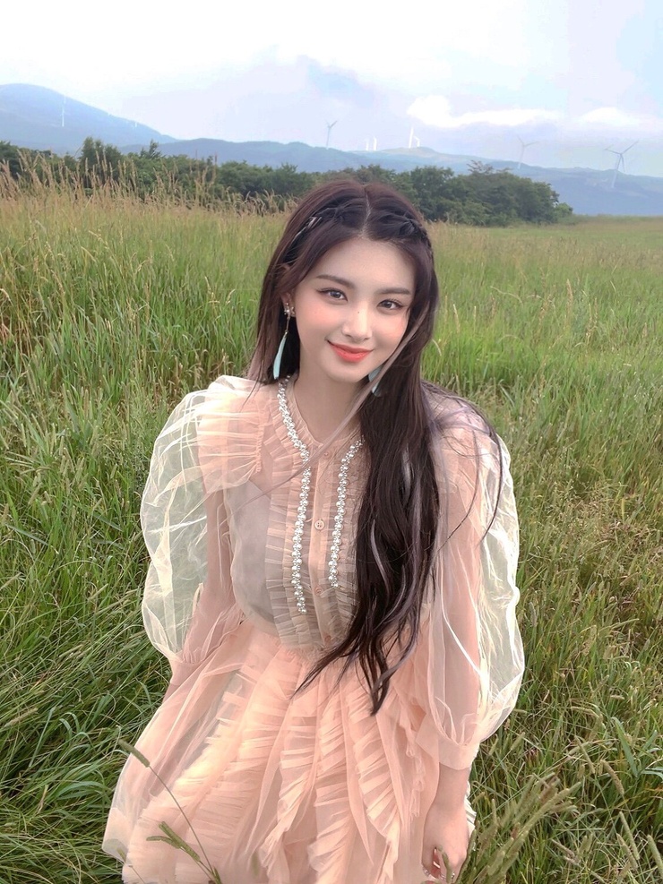 Yiren Wang