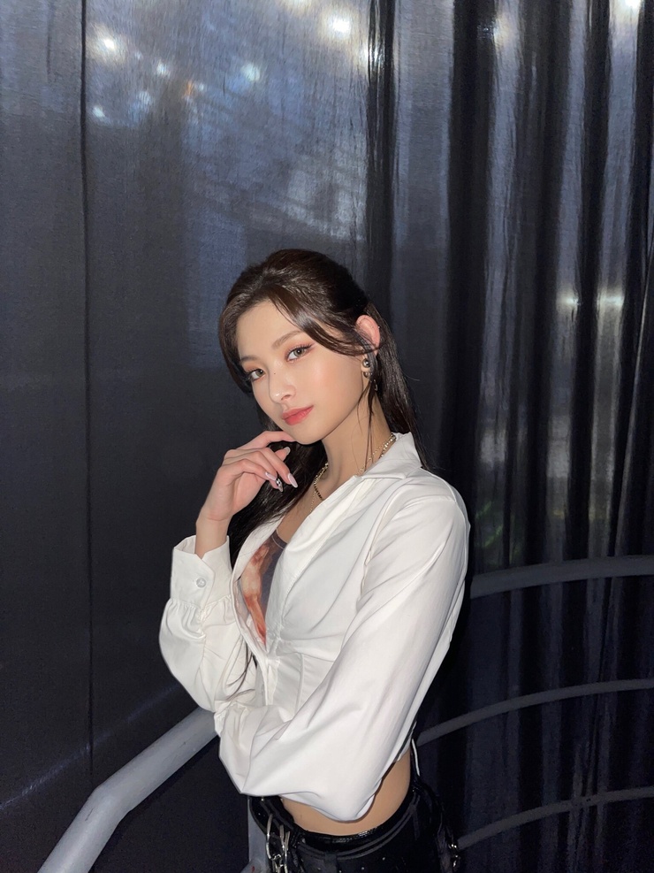 Yiren Wang