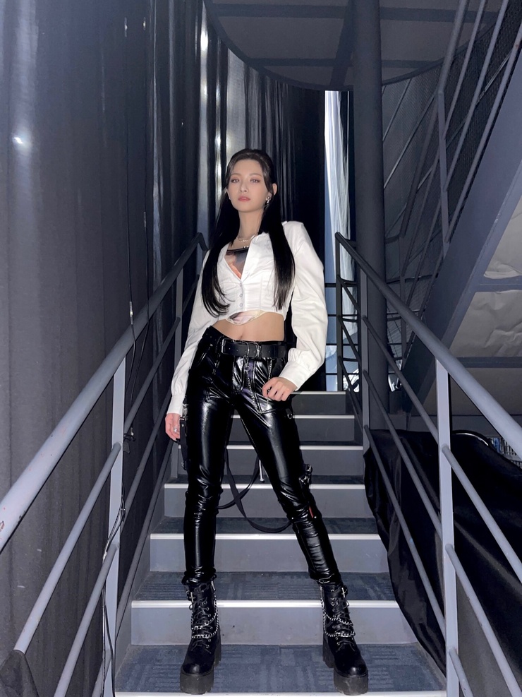 Yiren Wang