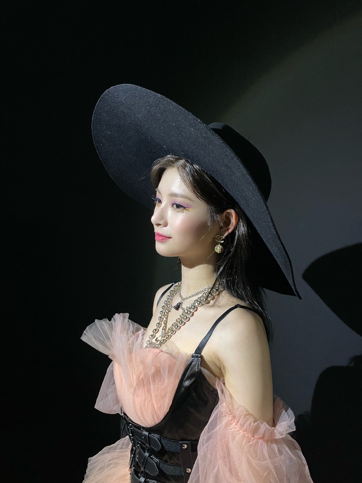 Yiren Wang