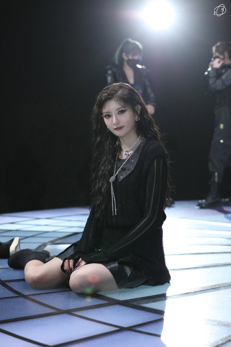 Yiren Wang