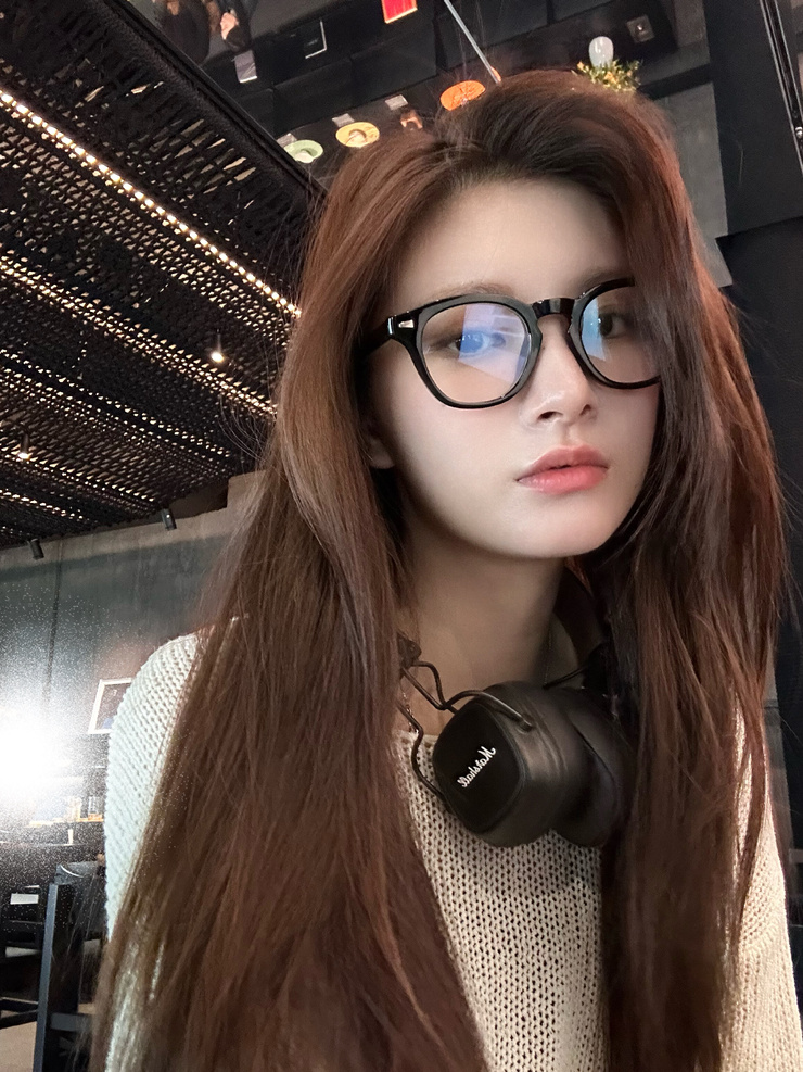 Yiren Wang