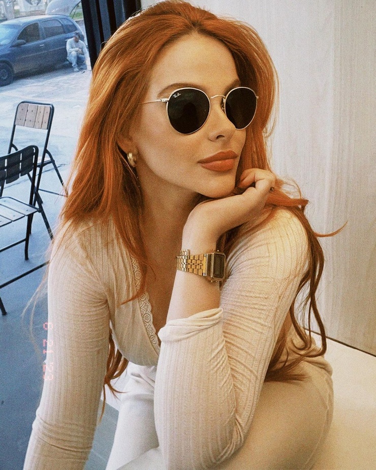 Gabrielle Correa