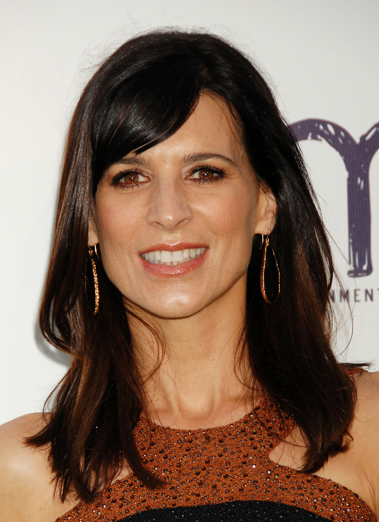 Perrey Reeves Perrey Reeves