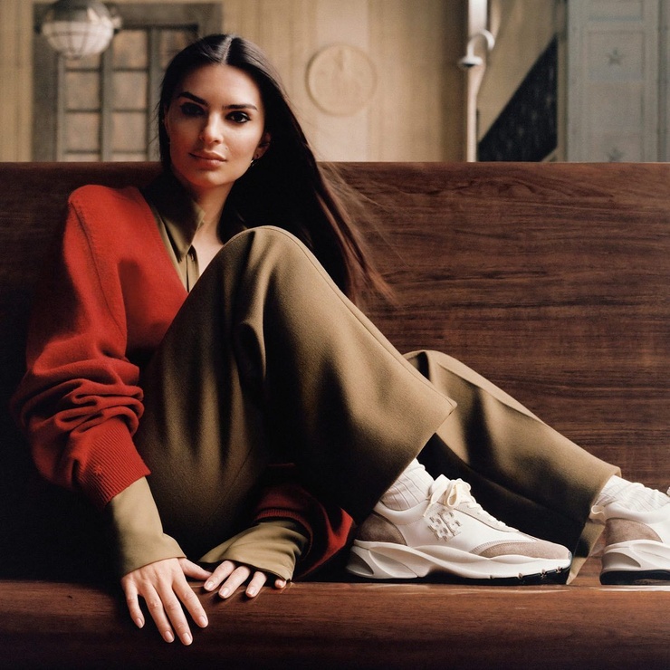 Emily Ratajkowski