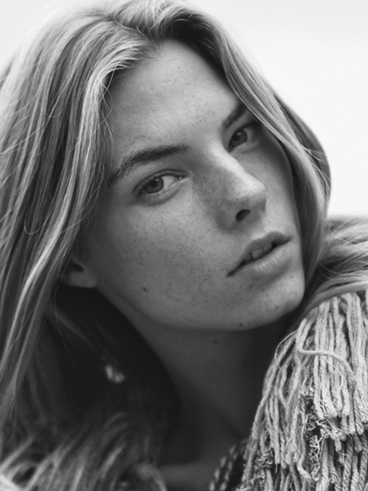 Picture of ANDREA LINDSTROM