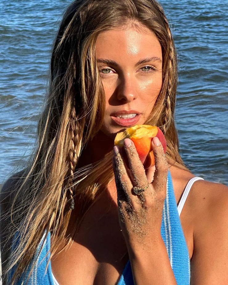 Carmella Rose Carmella Rose