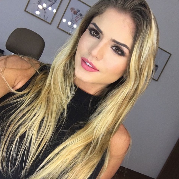 VALERIA DUQUE