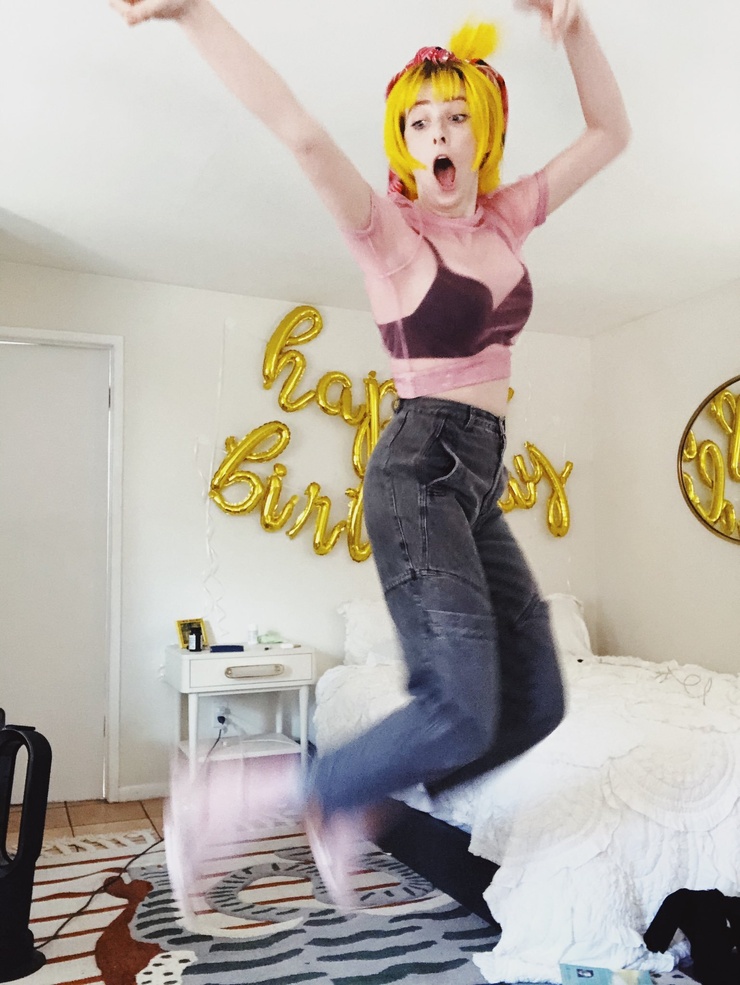 Tessa Violet