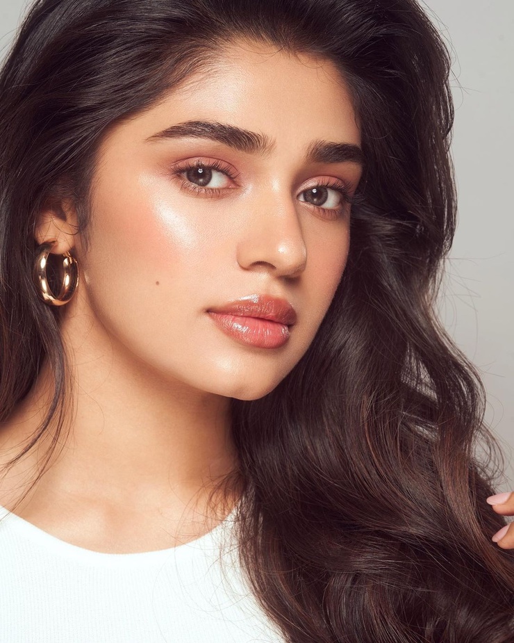 Krithi Shetty Krithi Shetty