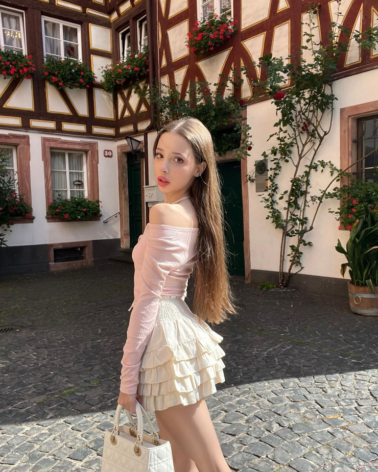 Inga Charay