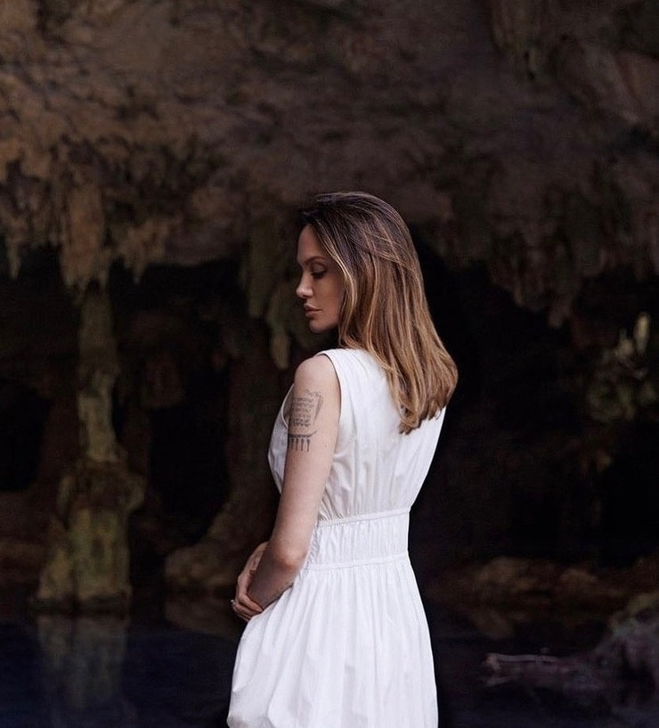 Angelina Jolie Angelina Jolie