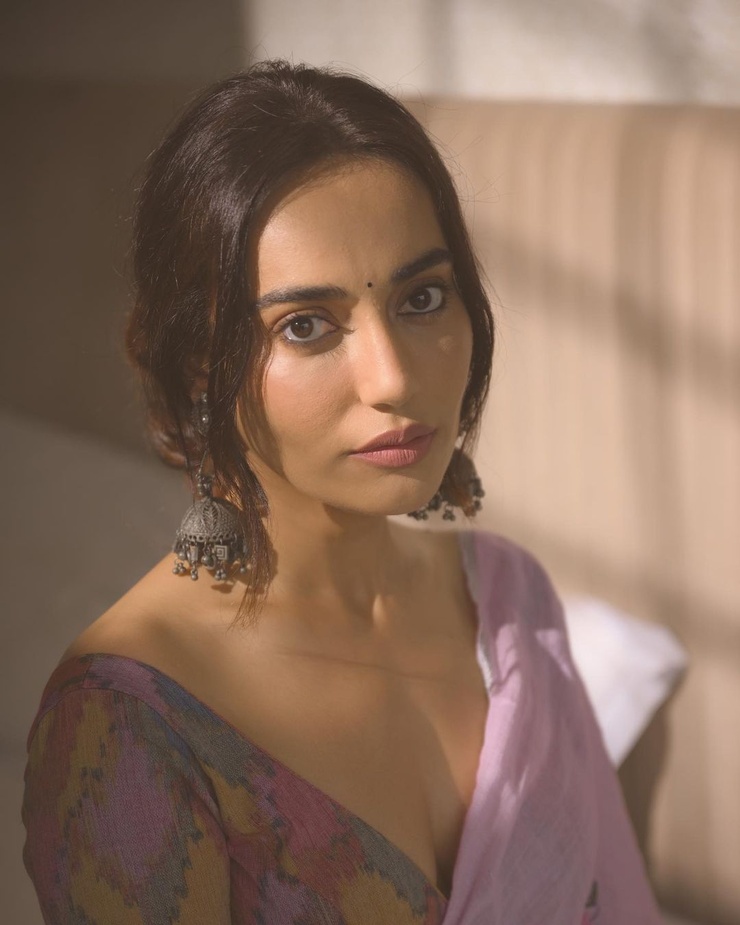 Surbhi Jyoti picture