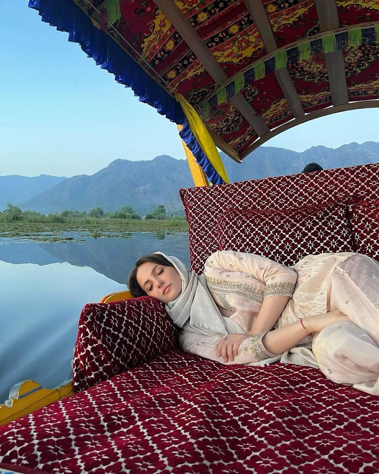 Elli Avram