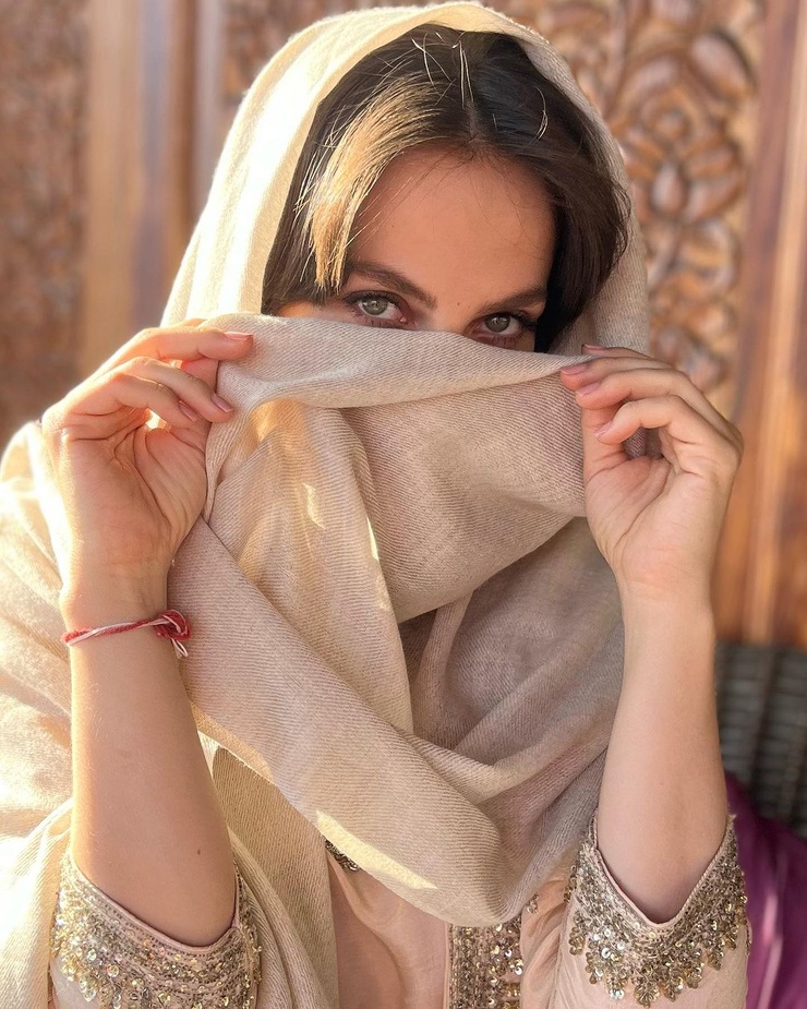 Elli Avram